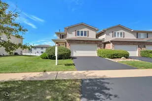 1390 Somerset Dr, Beecher, IL 60401 - Photo 1