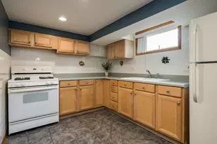 6113 W 80th Pl, Burbank, IL 60459 - Photo 23