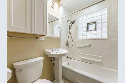 6731 W Albion Avenue, Chicago, IL 60631 - Photo 11