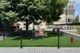 5815 N Sheridan Rd, Chicago, IL 60660 - Photo 11