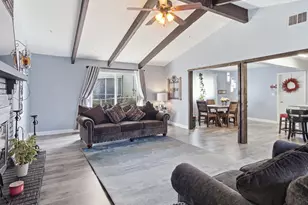 7927 Sherwood Circle, Hanover Park, IL 60133 - Photo 9
