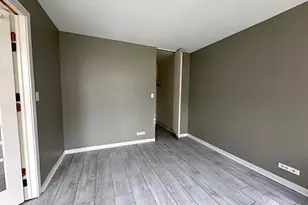 655 W Irving Park Rd, Chicago, IL 60613 - Photo 11