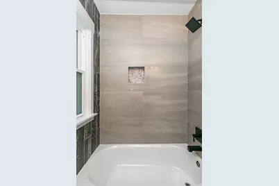 143 E Division Street, Villa Park, IL 60181 - Photo 19