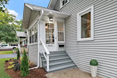 143 E Division Street, Villa Park, IL 60181 - Photo 3