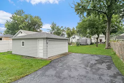 143 E Division Street, Villa Park, IL 60181 - Photo 29