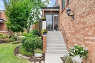 [Address not provided], Oak Brook, IL 60523 - Photo 3