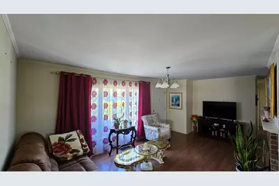 250 Marquette Street, Park Forest, IL 60466 - Photo 9