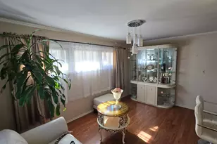 250 Marquette St, Park Forest, IL 60466 - Photo 7