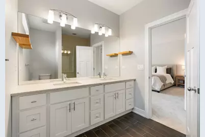 2637 W Coyle Avenue, Chicago, IL 60645 - Photo 15
