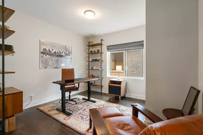 2637 W Coyle Avenue, Chicago, IL 60645 - Photo 7