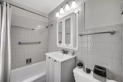 138 Linden Avenue, Bellwood, IL 60104 - Photo 13