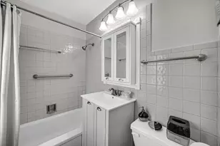 138 Linden Ave, Bellwood, IL 60104 - Photo 13