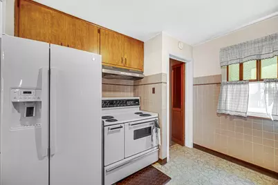 138 Linden Avenue, Bellwood, IL 60104 - Photo 7