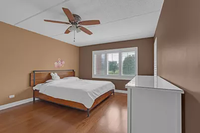 720 Creekside Drive #303, Mount Prospect, IL 60056 - Photo 11