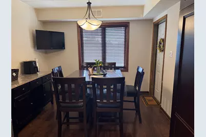 5620 S Narragansett Avenue #2B, Chicago, IL 60638 - Photo 3