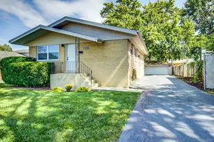 14425 Tripp Ave, Midlothian, IL 60445 - Photo 3