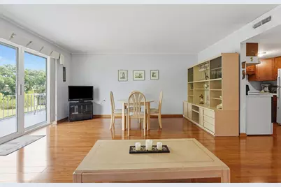 100 Deborah Lane #28B, Wheeling, IL 60090 - Photo 9