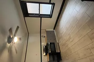 8548 S Manistee Ave, Chicago, IL 60617 - Photo 9