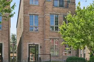 4426 S Calumet Ave, Chicago, IL 60653 - Photo 3