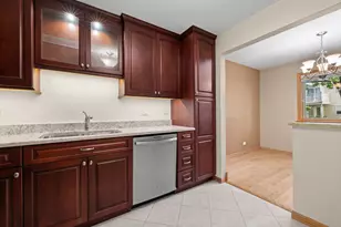 1602 Brittany Ct, Wheeling, IL 60090 - Photo 9