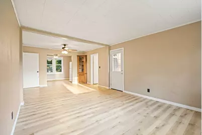614 N Douglas Street, Gilman, IL 60938 - Photo 15