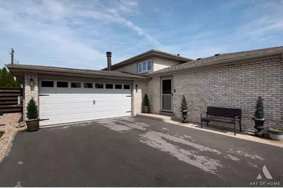 7934 W 81st Place, Bridgeview, IL 60455 - Photo 3