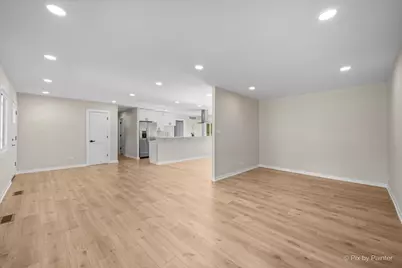 1420 Cooper Road, Hoffman Estates, IL 60169 - Photo 9