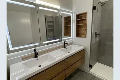 1057 N Wolcott Avenue #2N, Chicago, IL 60622 - Photo 33