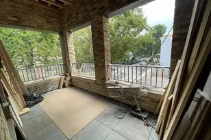 1057 N Wolcott Ave, Chicago, IL 60622 - Photo 17