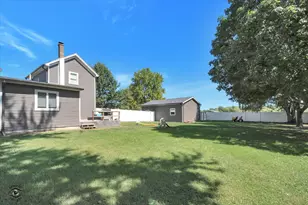 225 E Church St, Sheridan, IL 60551 - Photo 23