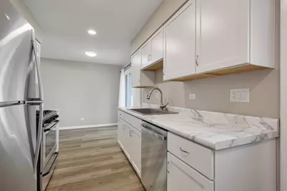 1031 Maple Lane, Elk Grove Village, IL 60007 - Photo 13