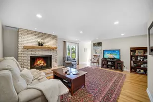 8210 Hillcrest Dr, Orland Park, IL 60462 - Photo 33