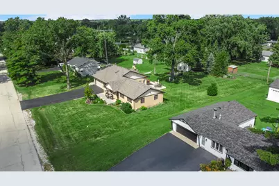 8210 Hillcrest Drive, Orland Park, IL 60462 - Photo 45