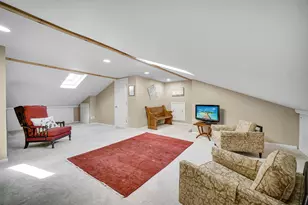 8210 Hillcrest Dr, Orland Park, IL 60462 - Photo 43
