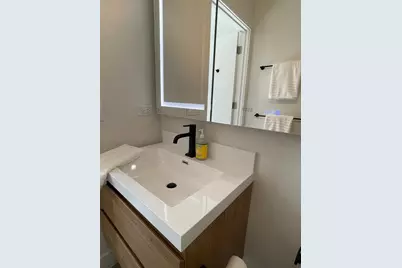 1057 N Wolcott Avenue #2W, Chicago, IL 60622 - Photo 13
