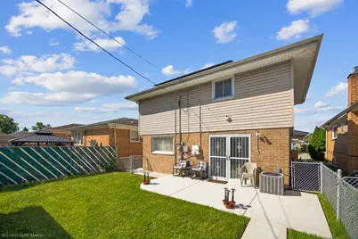 12901 S Carpenter Street, Calumet Park, IL 60827 - Photo 21