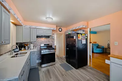 12901 S Carpenter Street, Calumet Park, IL 60827 - Photo 9