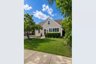 7304 W 113th Place, Worth, IL 60482 - Photo 1