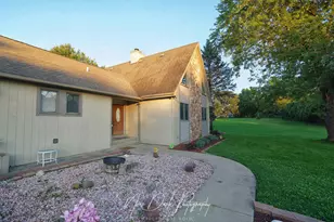 26143 N Anderson Rd, Wauconda, IL 60084 - Photo 5