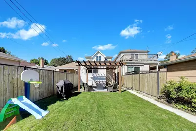 6309 W Waveland Avenue, Chicago, IL 60634 - Photo 35