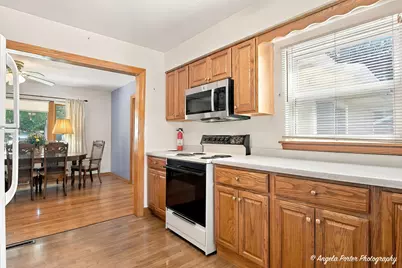 716 Kirkwood Avenue, Winthrop Harbor, IL 60096 - Photo 11