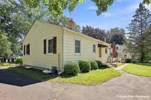 716 Kirkwood Ave, Winthrop Harbor, IL 60096 - Photo 3