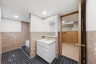 3827 S Ridgeland Ave S, Berwyn, IL 60402 - Photo 23