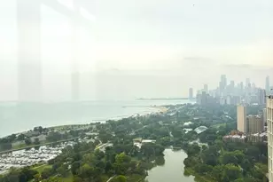 2650 N Lakeview Ave, Chicago, IL 60614 - Photo 9