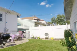 3035 N 76th Ct, Elmwood Park, IL 60707 - Photo 25