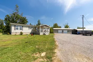 1535 Dewey Rd, Eldorado, IL 62930 - Photo 7
