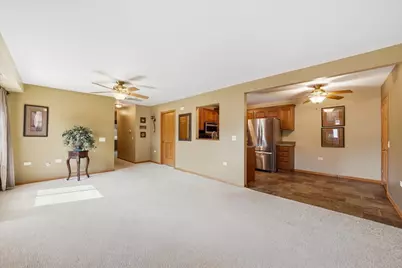 1350 Rock Run Drive #27, Crest Hill, IL 60403 - Photo 5