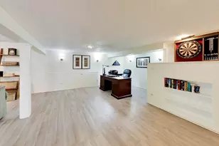 2424 E Miner St, Arlington Heights, IL 60004 - Photo 25