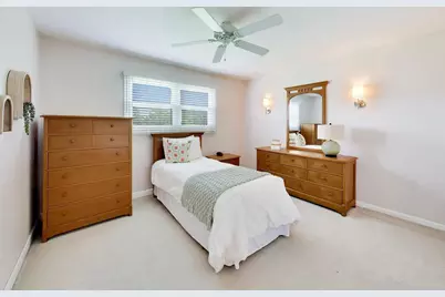 2424 E Miner Street, Arlington Heights, IL 60004 - Photo 21