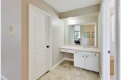 2424 E Miner Street, Arlington Heights, IL 60004 - Photo 17